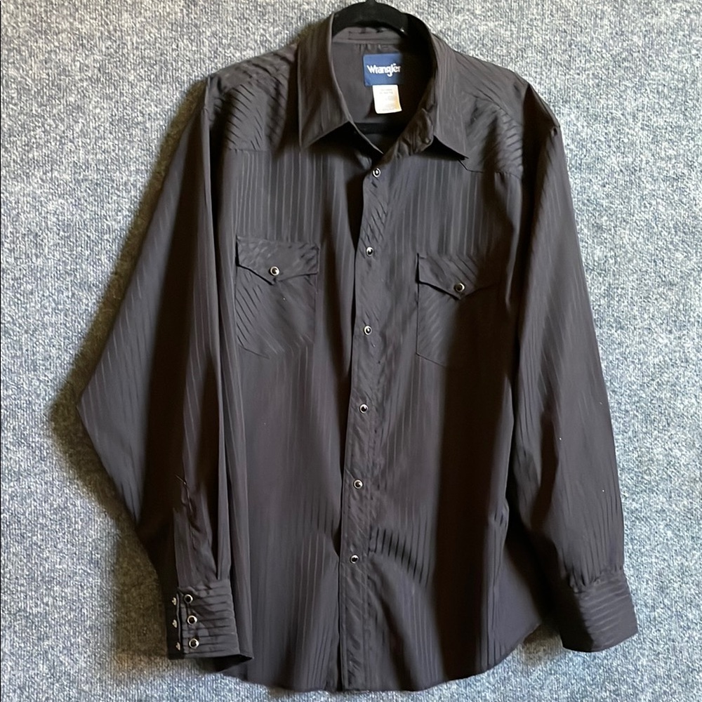 Wrangler Black Casual Button Down Shirt with Long Sleeves XL